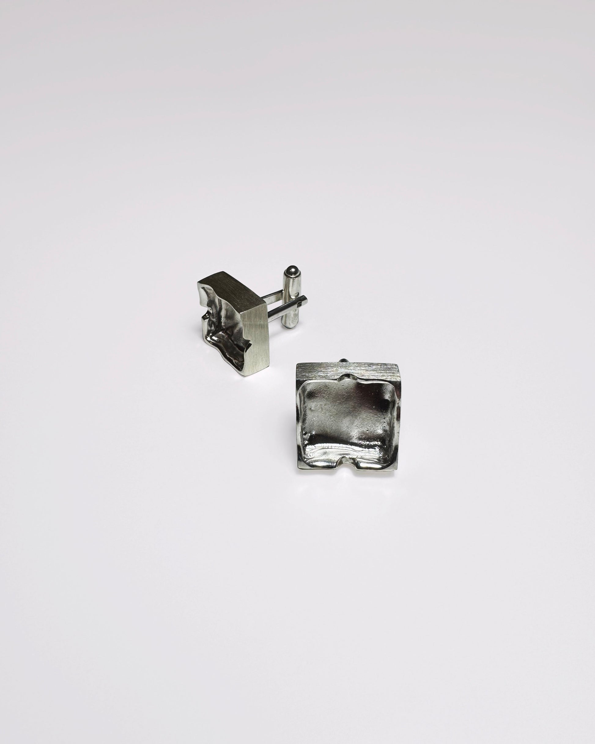 SILVER CUBE CUFFLINKS